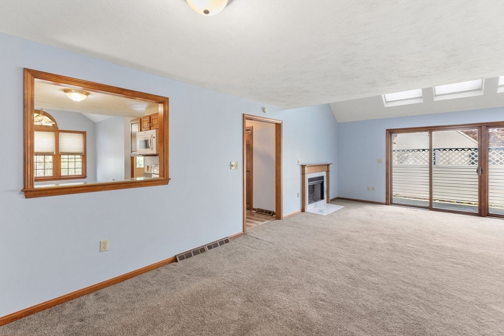 21 Spruce Pond Road, Unit 21 Franklin, MA 02038 - Photo 11 of 30 Gallery Image 11