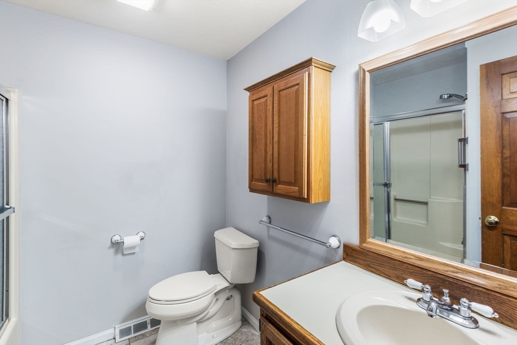21 Spruce Pond Road, Unit 21 Franklin, MA 02038 - Photo 14 of 30 Gallery Image 14