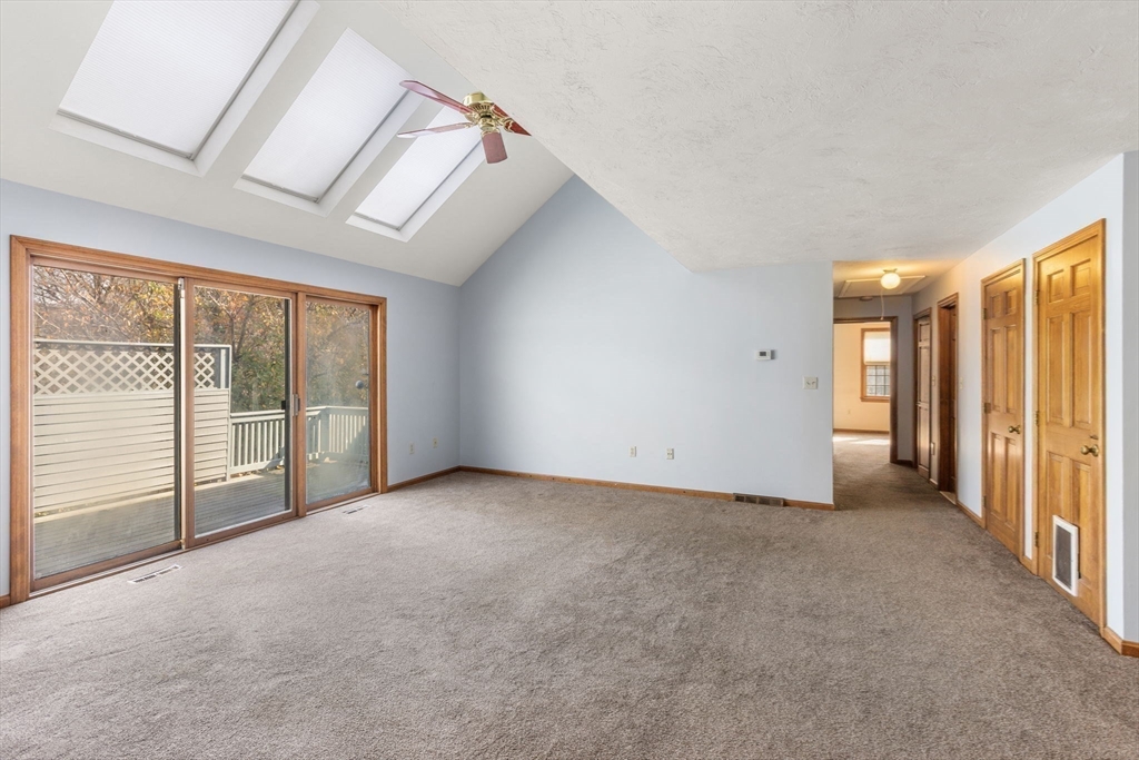 21 Spruce Pond Road, Unit 21 Franklin, MA 02038 - Photo 5 of 30 Gallery Image 5
