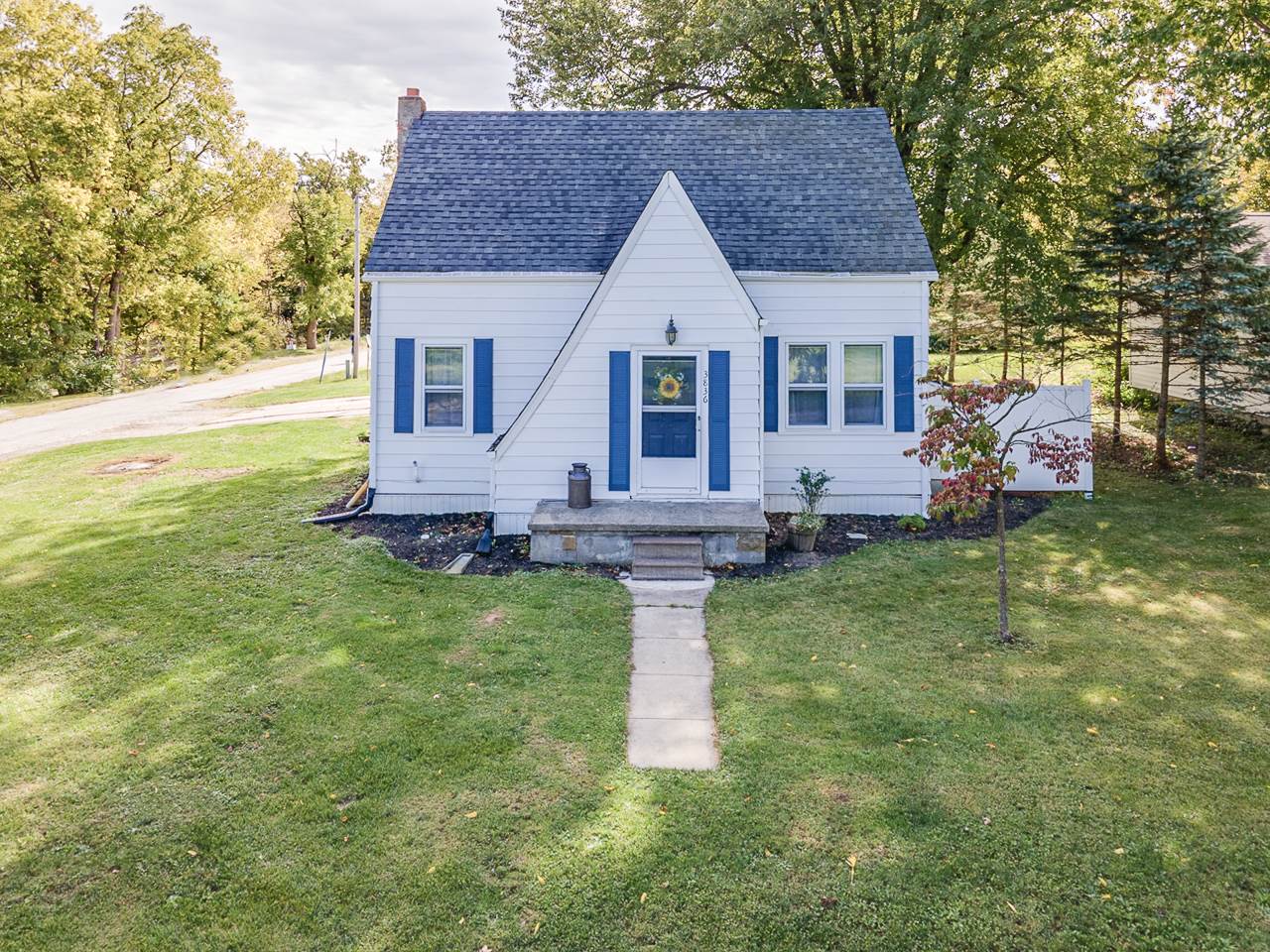 3836 Fillmore Road Fort Wayne, IN 46819 - Photo 3 of 35