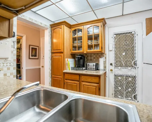 $129,500 | 16750 Northeast 14th Avenue, Unit 212, Miami, FL 33162