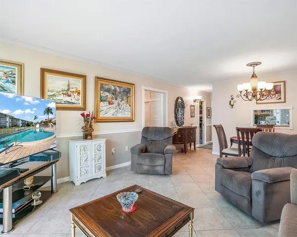 $129,500 | 16750 Northeast 14th Avenue, Unit 212, Miami, FL 33162