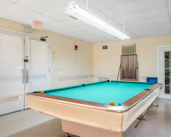 $129,500 | 16750 Northeast 14th Avenue, Unit 212, Miami, FL 33162