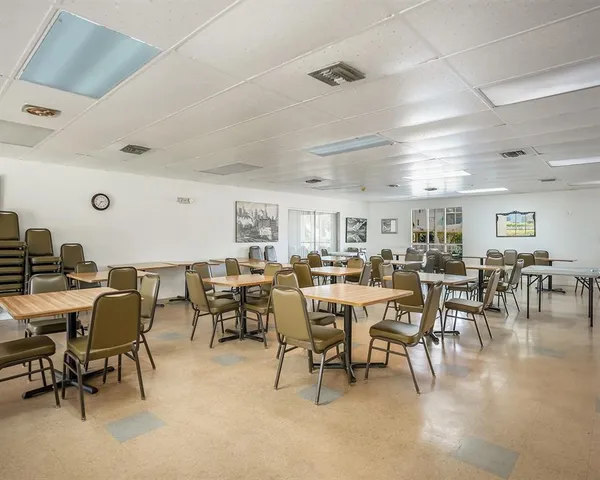 $129,500 | 16750 Northeast 14th Avenue, Unit 212, Miami, FL 33162