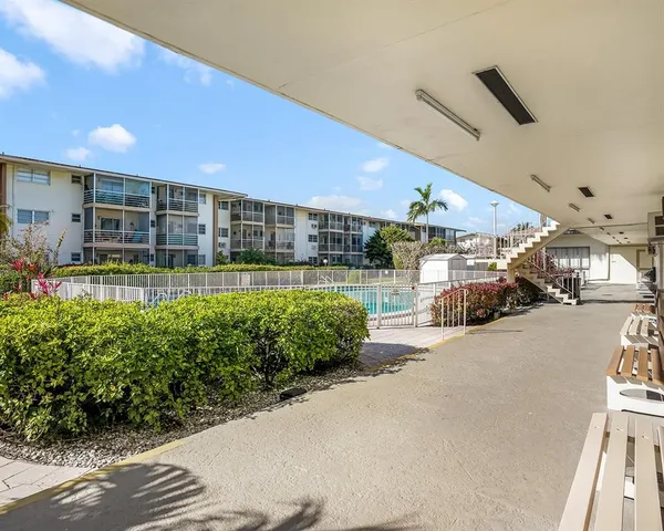 $129,500 | 16750 Northeast 14th Avenue, Unit 212, Miami, FL 33162