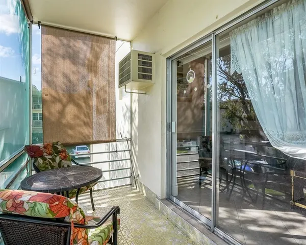 $129,500 | 16750 Northeast 14th Avenue, Unit 212, Miami, FL 33162