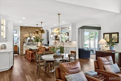 $1,425,000 | 6109 Knights Table Court, St. Charles, MO 63304