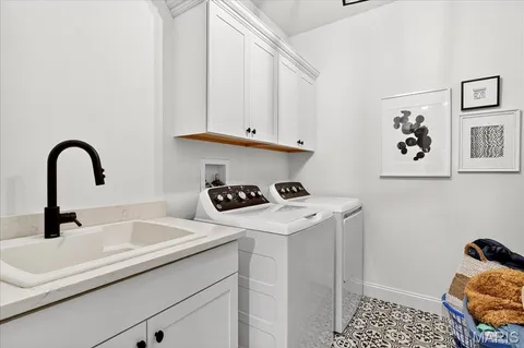 $1,425,000 | 6109 Knights Table Court, St. Charles, MO 63304