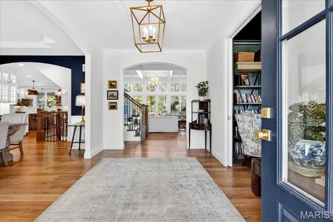 $1,425,000 | 6109 Knights Table Court, St. Charles, MO 63304