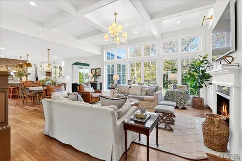 $1,425,000 | 6109 Knights Table Court, St. Charles, MO 63304