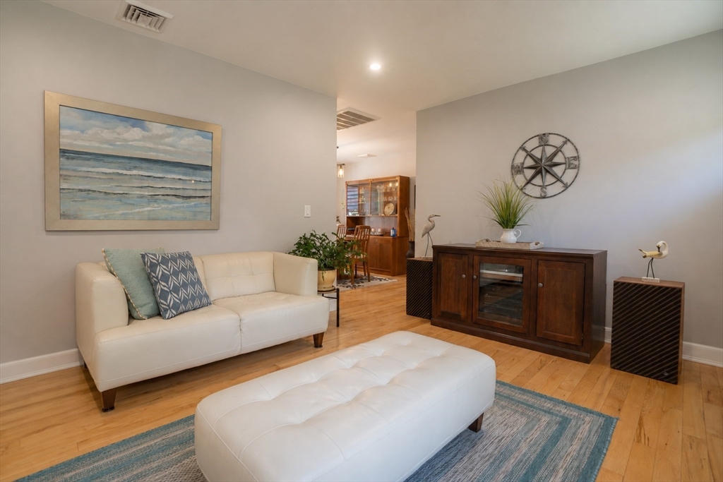 305 Scadding Street Taunton, MA 02780 - Photo 15 of 38