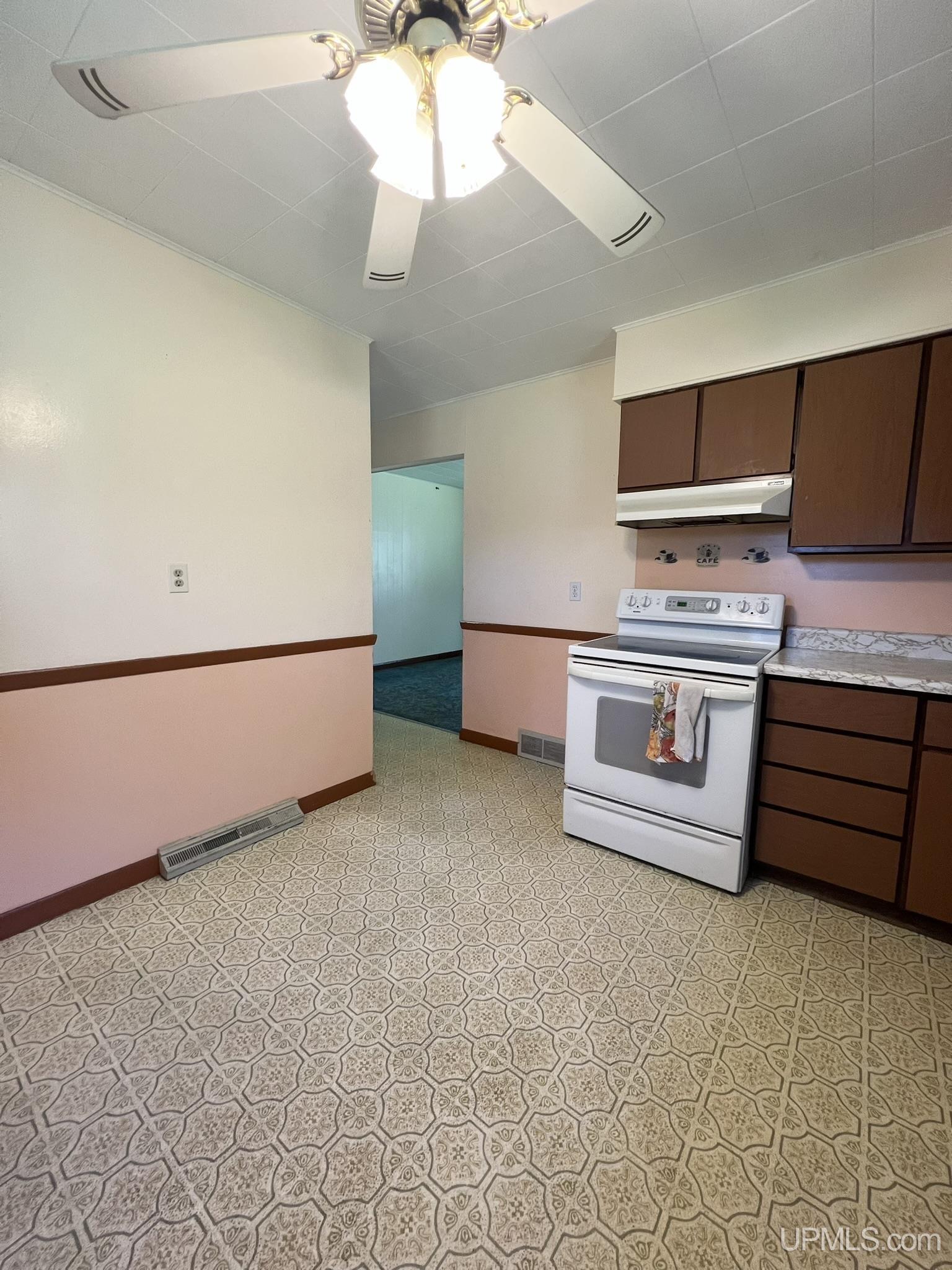 N6388 Waucedah Road Foster City, MI 49834 - Photo 10 of 39 Gallery Image 10
