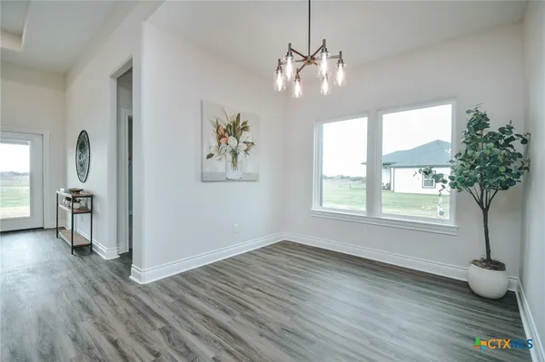 $428,885 | 321 Whitetail Lane, Victoria, TX 77905