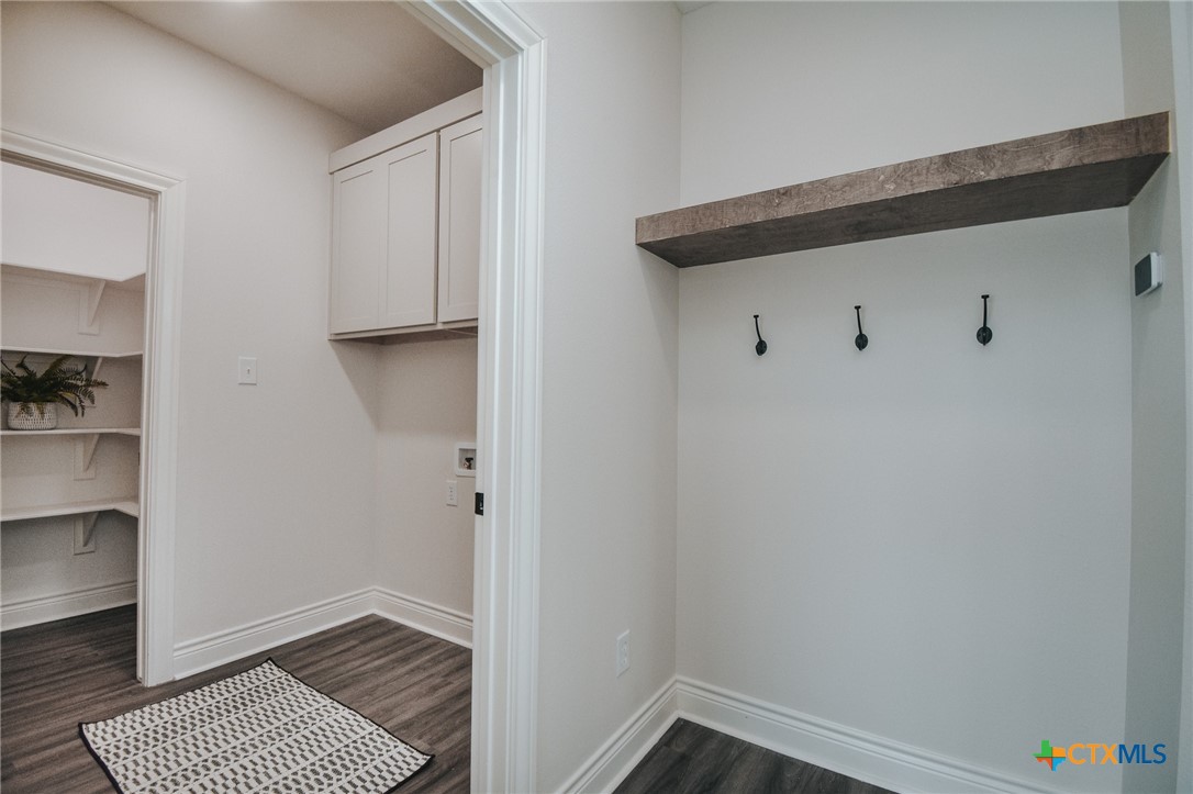 321 Whitetail Lane Victoria, TX 77905 - Photo 32 of 47 a view of utility room