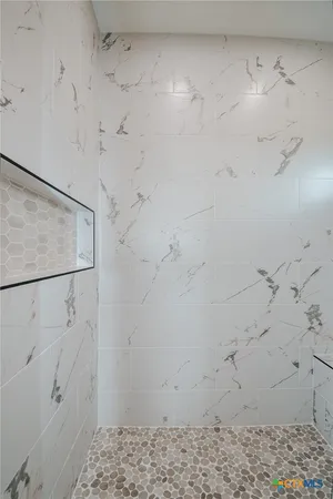 $428,885 | 321 Whitetail Lane, Victoria, TX 77905