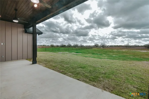 $428,885 | 321 Whitetail Lane, Victoria, TX 77905