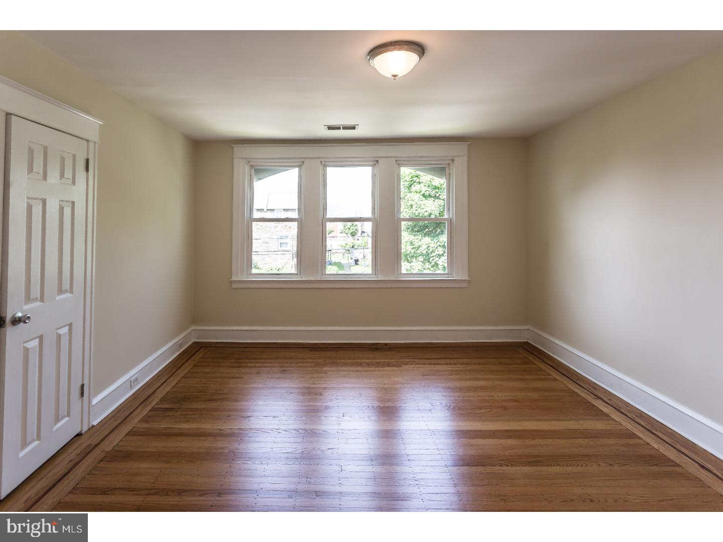 511 Holly Road Yeadon, PA 19050 - Photo 13 of 24