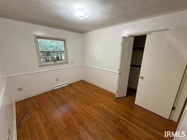 $310,000 | 905 South Eastside Drive, Bloomington, IN 47401