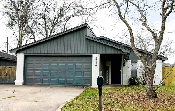 $1,900 | 1214 Dexter Drive South, College Station, TX 77840
