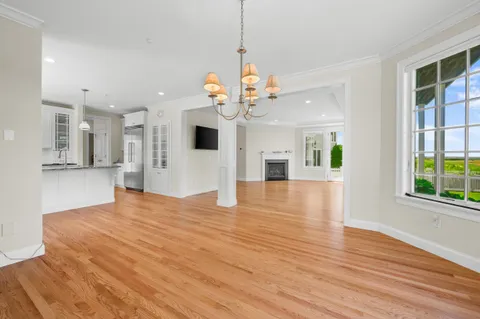 $4,395,000 | 129 Shore Drive West, Mashpee, MA 02649