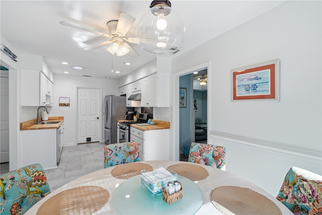 1022 Walthour Road Savannah, GA 31410 - Photo 12 of 41