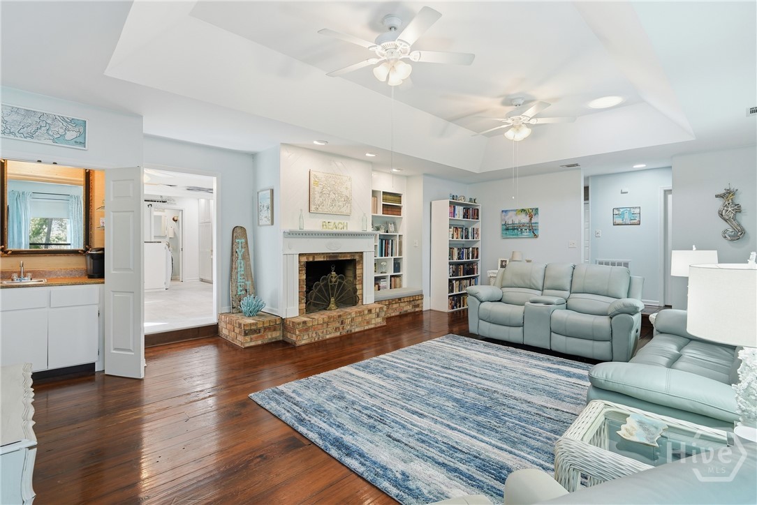 1022 Walthour Road Savannah, GA 31410 - Photo 6 of 41