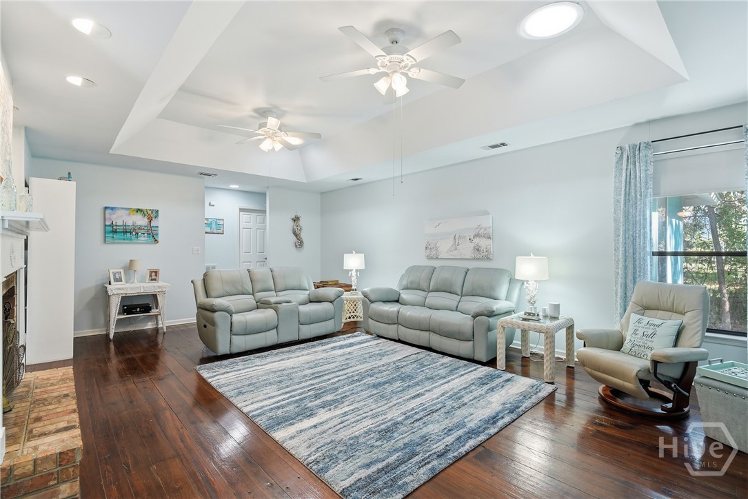 1022 Walthour Road Savannah, GA 31410 - Photo 7 of 41