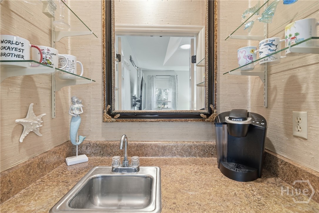 1022 Walthour Road Savannah, GA 31410 - Photo 9 of 41