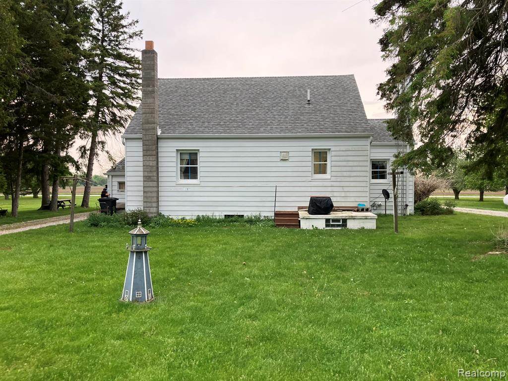 5893 Cribbins Road Avoca, MI 48006 - Photo 4 of 27