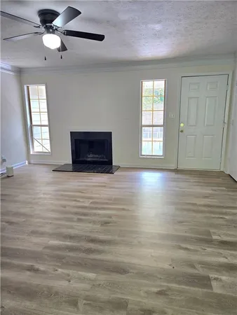 $1,750 | 106 Sterling Court, Alpharetta, GA 30004