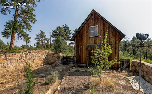 8230 Lone Bison Rye, CO 81069 - Photo 33 of 36 Garden and guest house exterior
