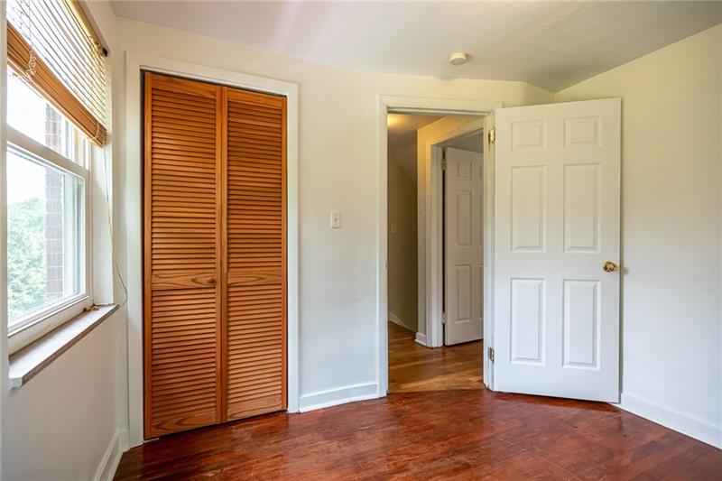 8271 Peebles Road Pittsburgh, PA 15237 - Photo 18 of 25
