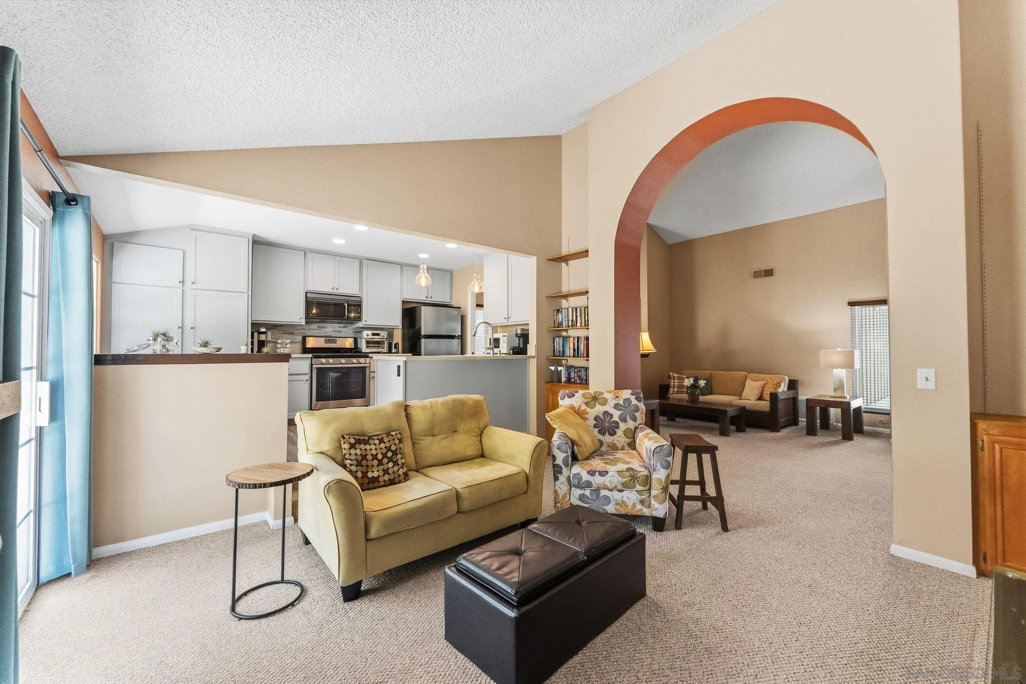 10565 Strathmore Drive Santee, CA 92071 - Photo 9 of 59