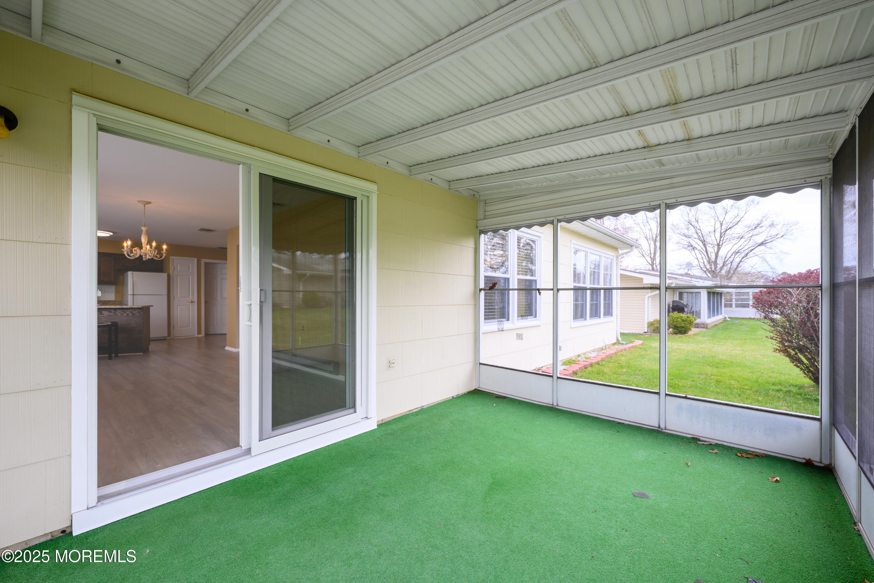 27 Blake Circle Brick, NJ 08724 - Photo 18 of 39 a view of an interior of the house