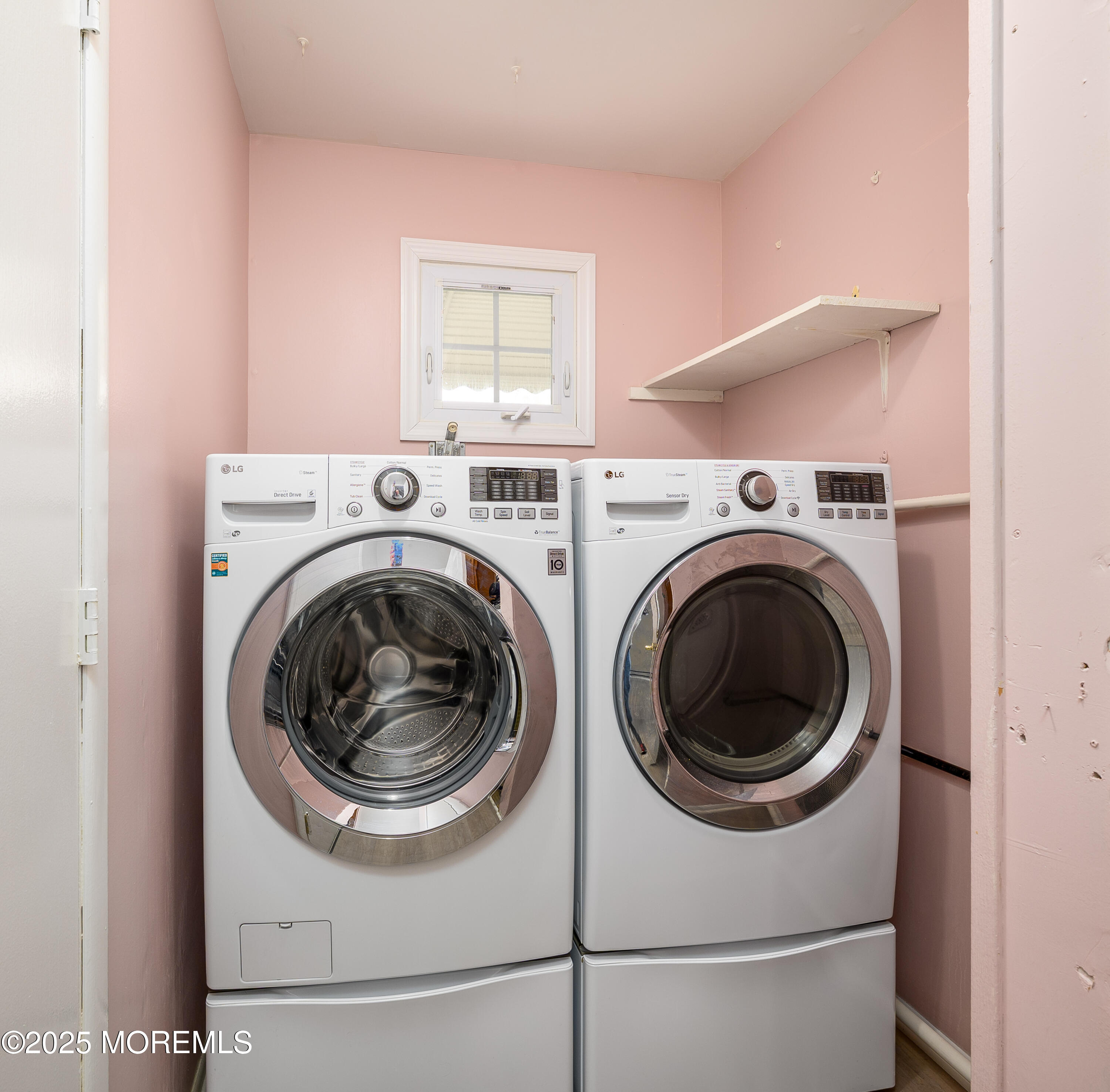 27 Blake Circle Brick, NJ 08724 - Photo 28 of 39 a utility room with dryer and washer