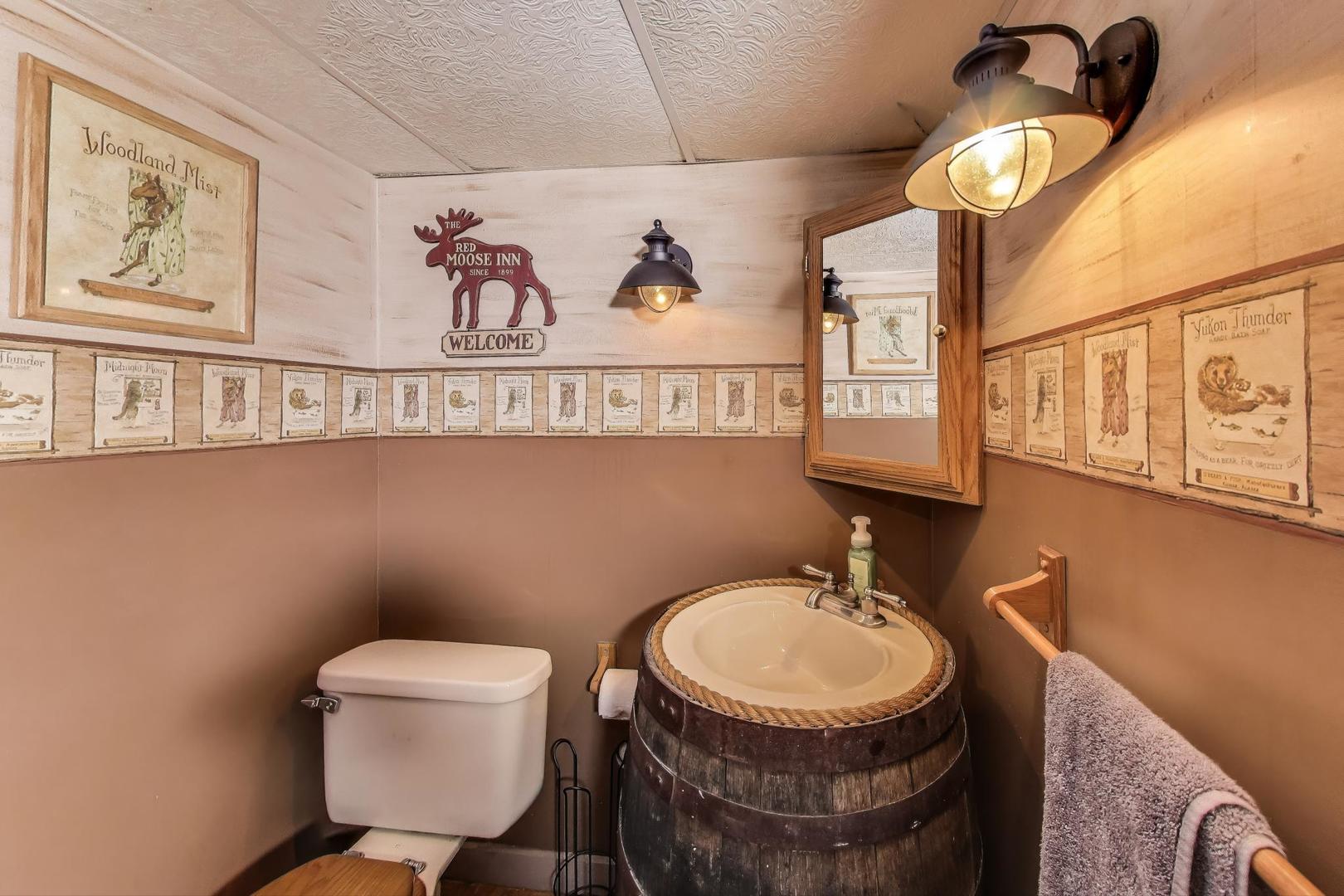 19542 Bauer Road Custer Park, IL 60481 - Photo 24 of 42 a bathroom with a toilet a sink and mirror