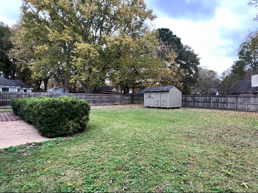 309 West Powell Road Collierville, TN 38017 - Photo 30 of 40 a view of a back yard