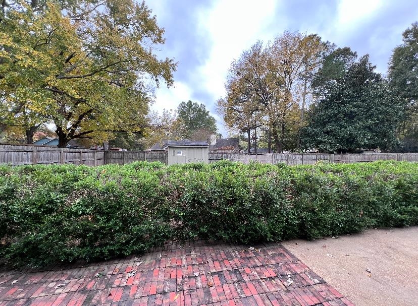 309 West Powell Road Collierville, TN 38017 - Photo 32 of 40 a view of a garden with pathway