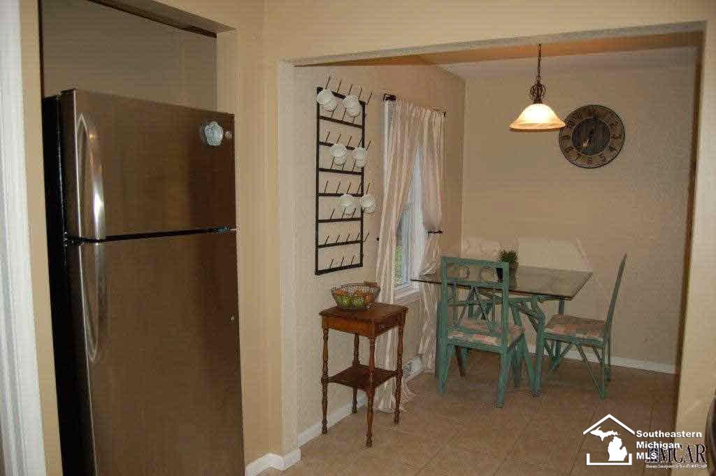 3739 Consear Road Lambertville, MI 48144 - Photo 17 of 21 21347385-16.JPG