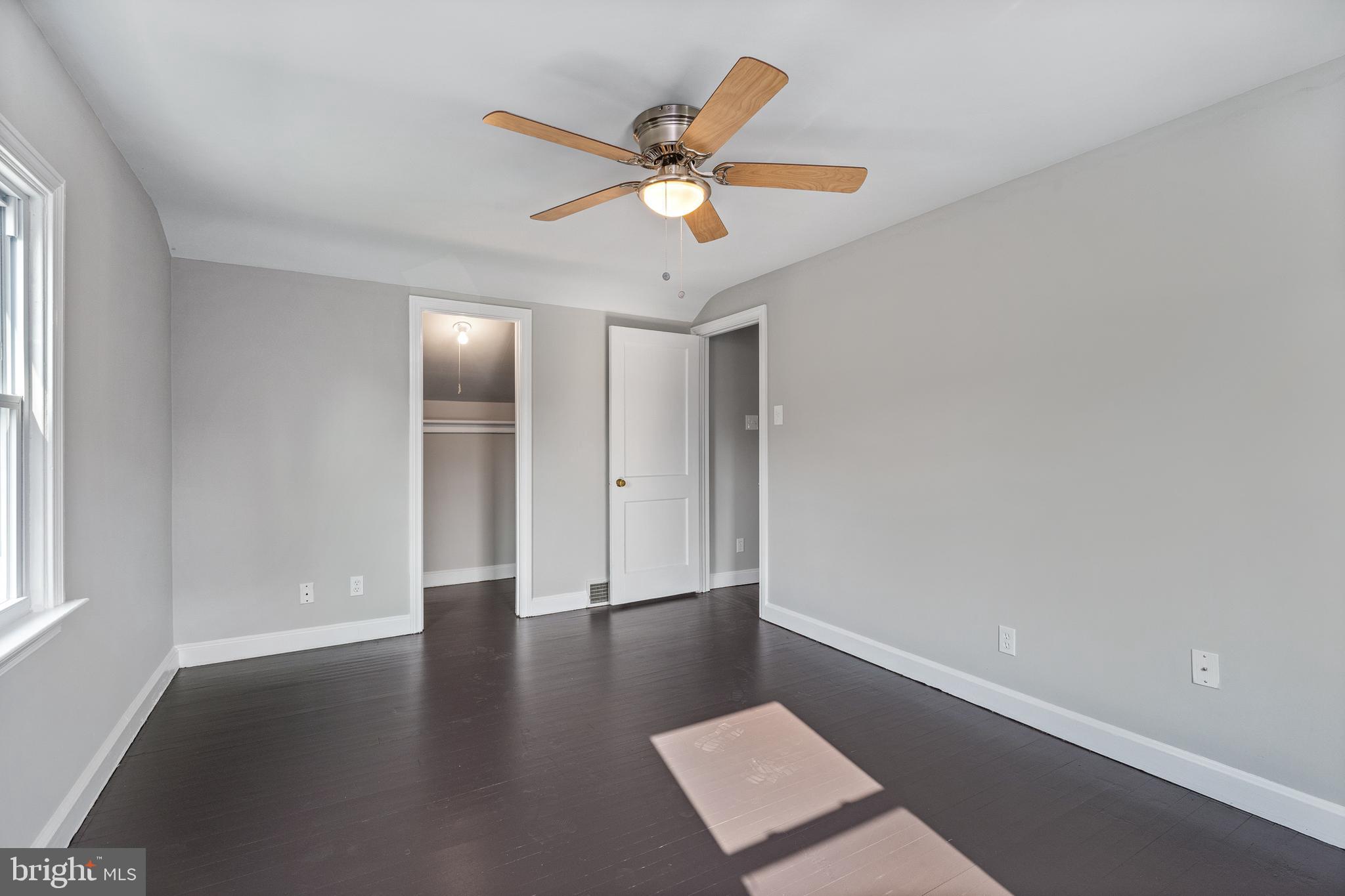 545 Ridley Circle Holmes, PA 19043 - Photo 15 of 28 Gallery Image 15