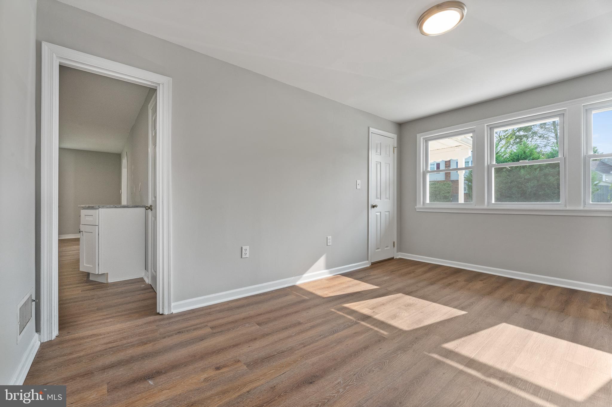 545 Ridley Circle Holmes, PA 19043 - Photo 19 of 28 Gallery Image 19