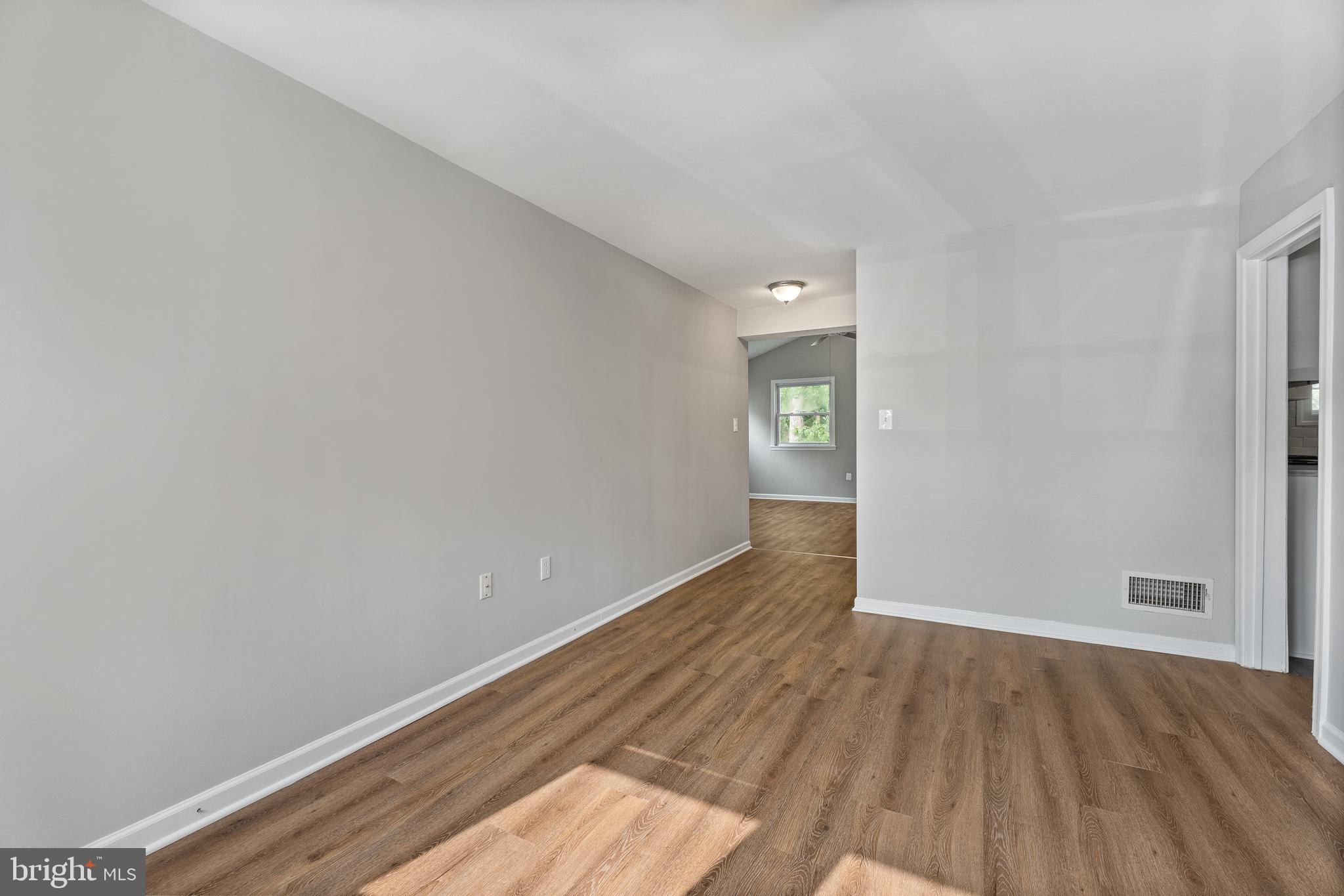 545 Ridley Circle Holmes, PA 19043 - Photo 20 of 28 Gallery Image 20