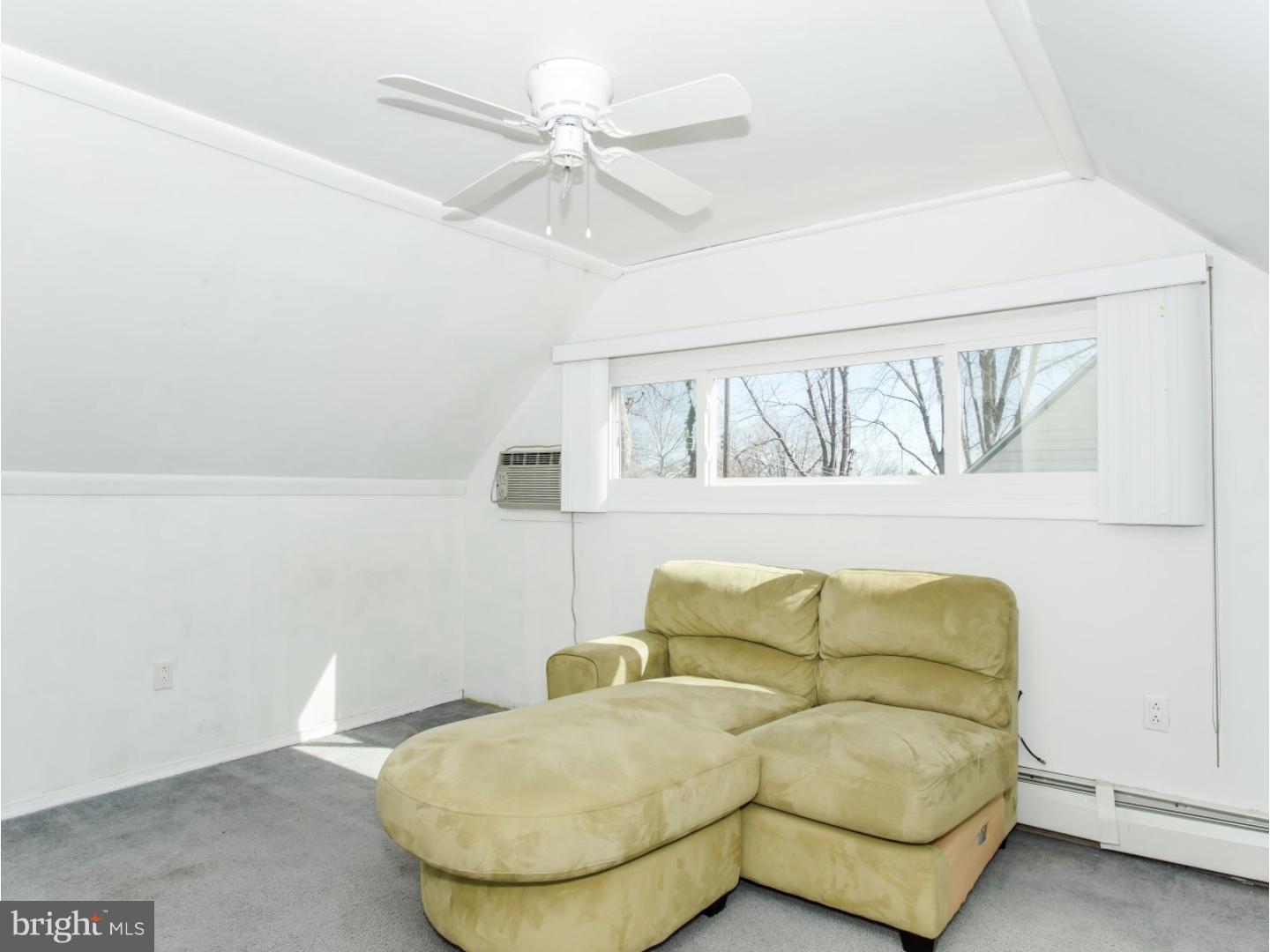 42 Greenbriar Road Levittown, PA 19057 - Photo 8 of 24 Gallery Image 8