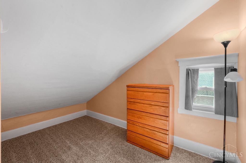 6705 Merwin Avenue Cincinnati, OH 45227 - Photo 27 of 71