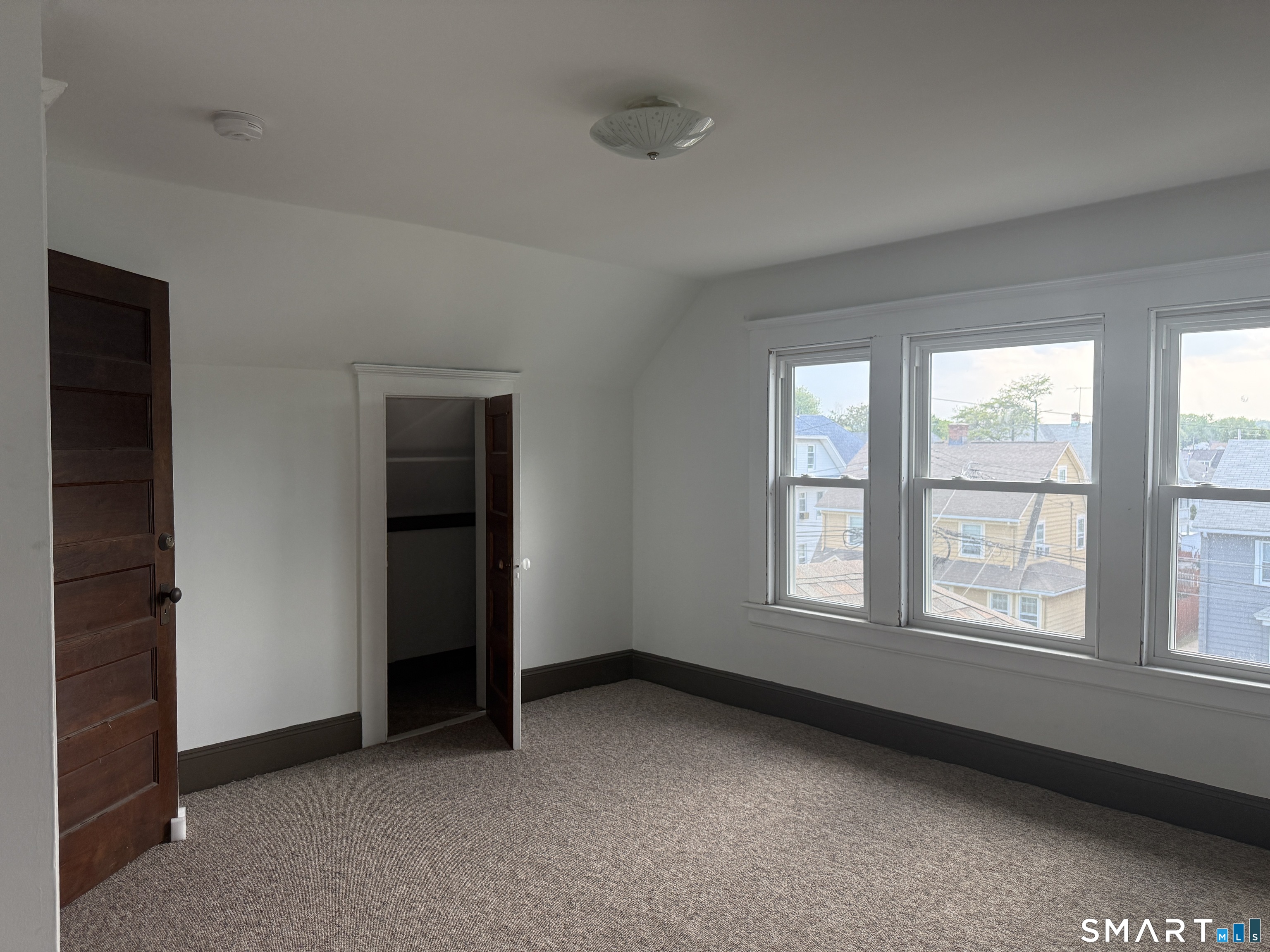 41-45 Wade Street Bridgeport, CT 06604 - Photo 32 of 40