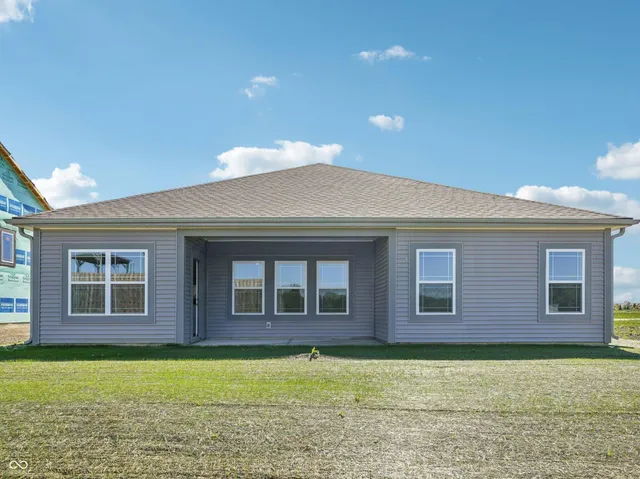 $377,900 | 6918 Heritage Pass North, Greenfield, IN 46140