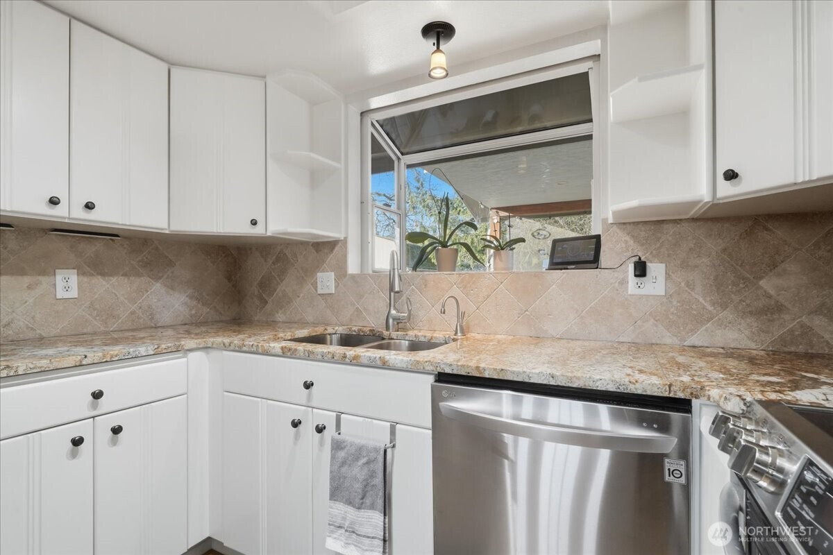 1851 Southwest Kimberly Court Chehalis, WA 98532 - Photo 14 of 40