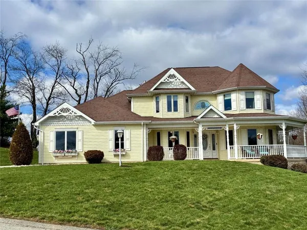 $560,000 | 11091 Belaire Drive, North Huntingdon, PA 15642
