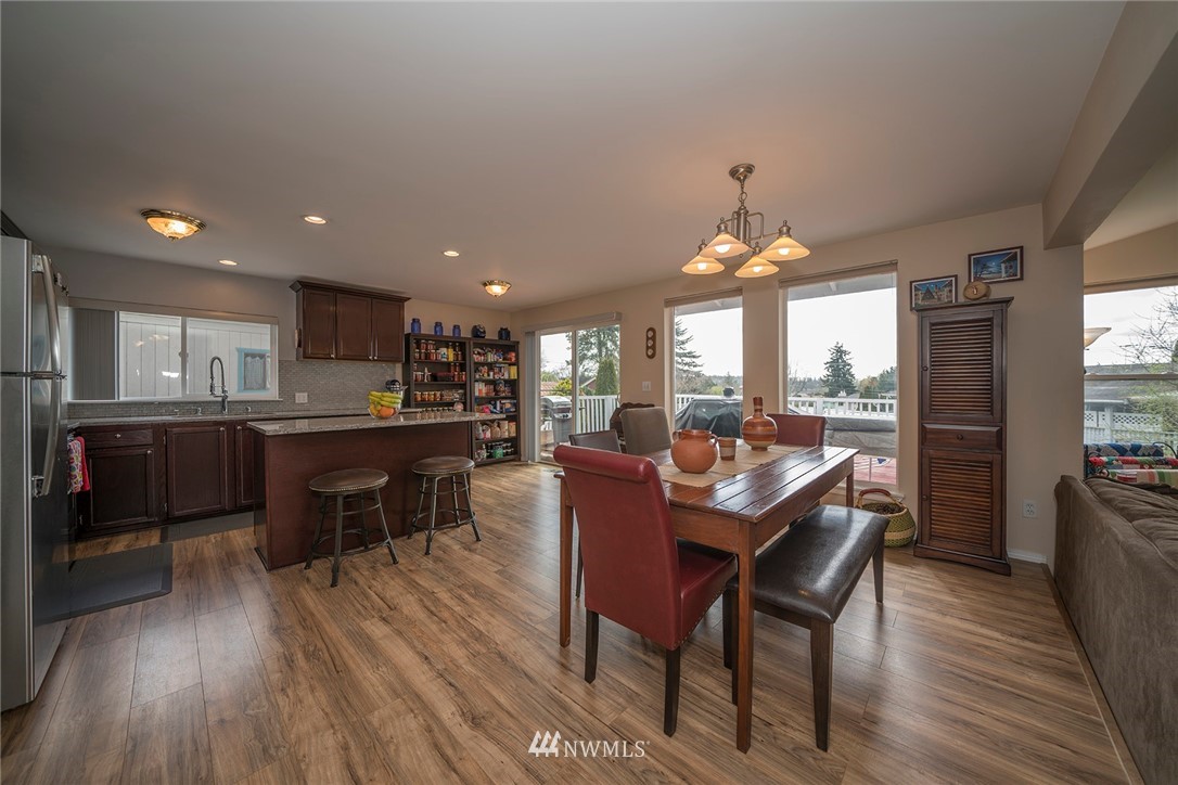 2212 Martin Road Mount Vernon, WA 98273 - Photo 6 of 16 Gallery Image 6