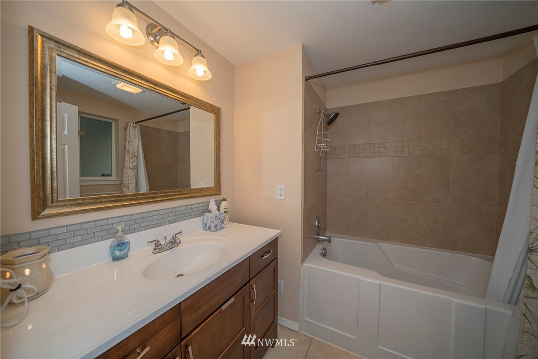 2212 Martin Road Mount Vernon, WA 98273 - Photo 7 of 16 Gallery Image 7